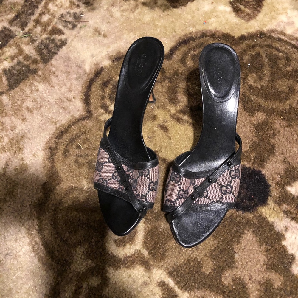 Authentic Vintage Gucci sandals